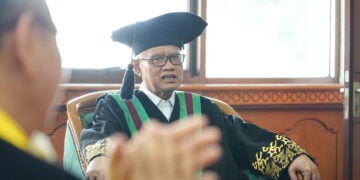 جائزة “الشاب المحرك” لطالبة الجامعة المحمدية