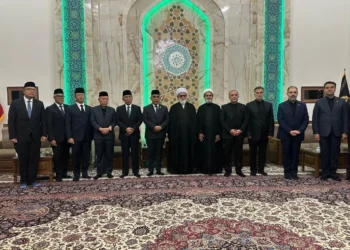 في مراسم العزاء في جنازة خامنئي… هذا أمل الجمعية المحمدية لإيران