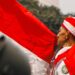 حكم تحية وتقبيل العلم الوطني بعاطفة